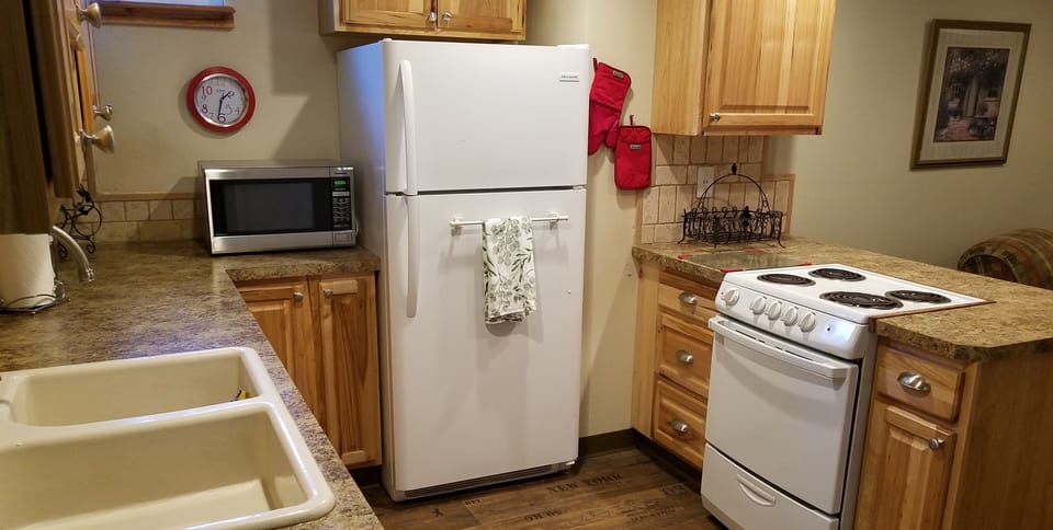 fully equipped kitchen
