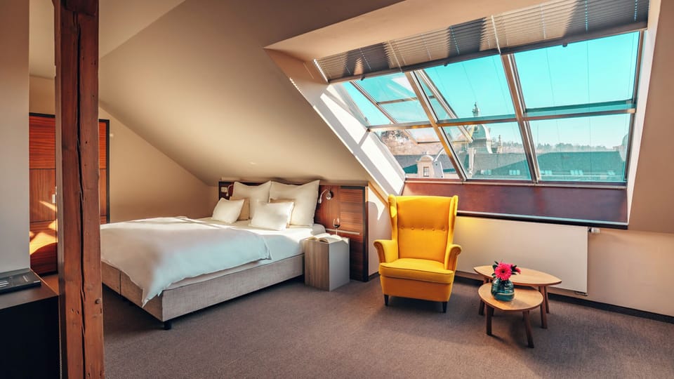 Superior Double Room | Hypo-allergenic bedding, minibar, in-room safe, individually decorated