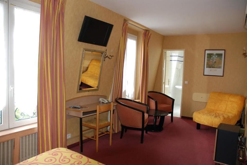 In-room safe, soundproofing, free WiFi