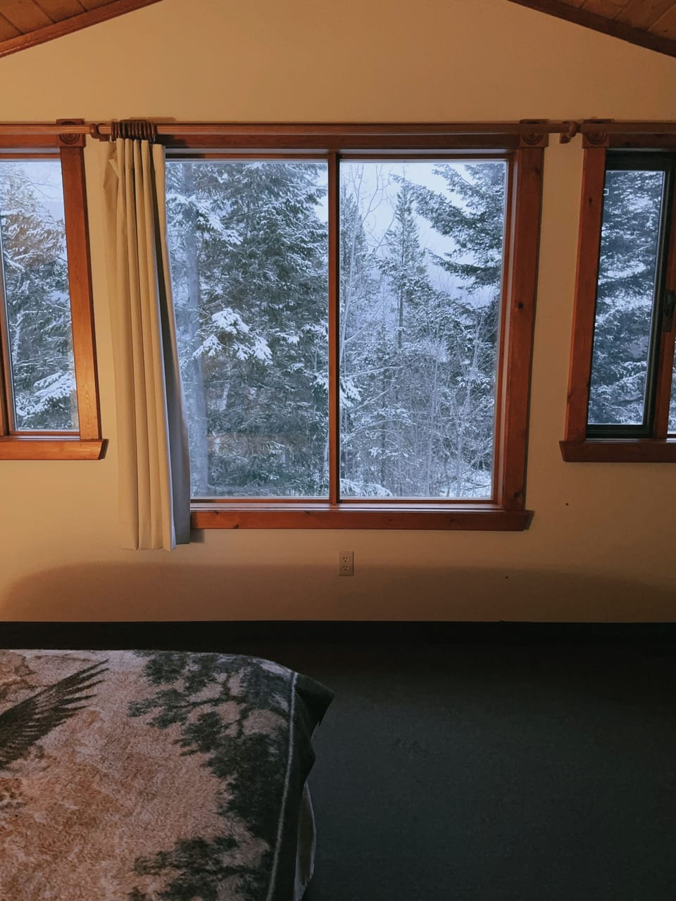 Eagle Chalet | Free WiFi, bed sheets