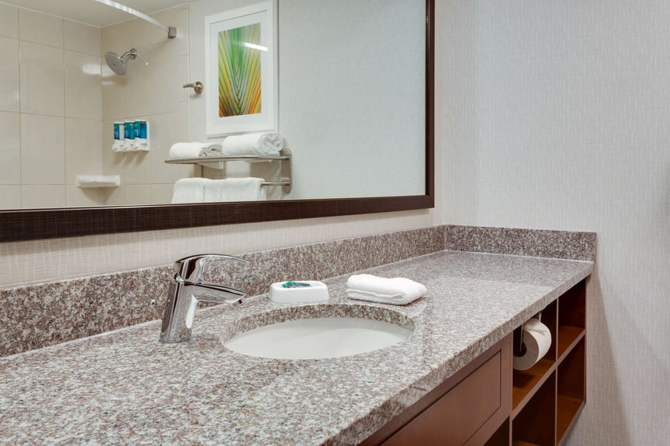 Drury Inn & Suites Columbia Stadium Boulevard Hotel in Columbia