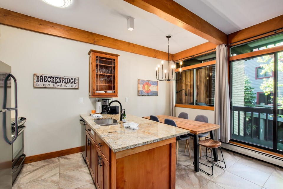 Kitchen, Dining Room