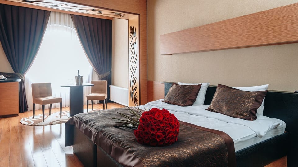 Comfort Double Room | Premium bedding, down comforters, minibar, desk