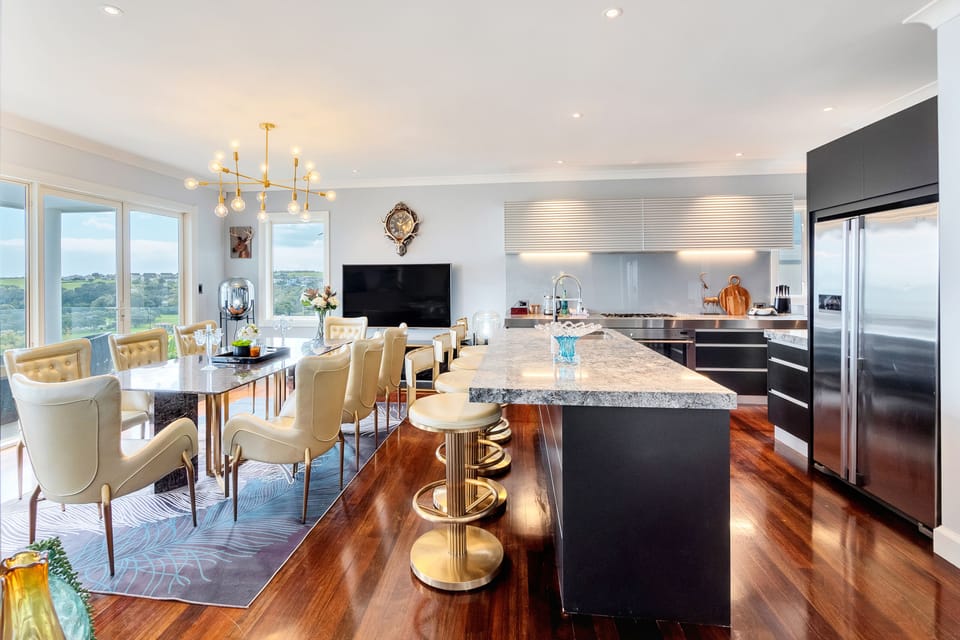Villa, 4 Bedrooms | Private kitchen | Full-size fridge, microwave, oven, stovetop