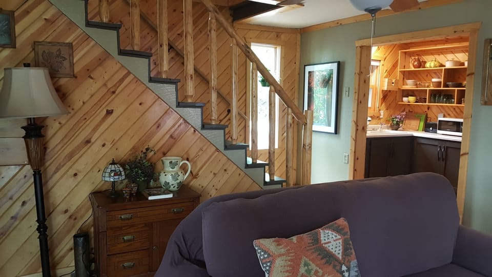 Steps to Master Bedroom