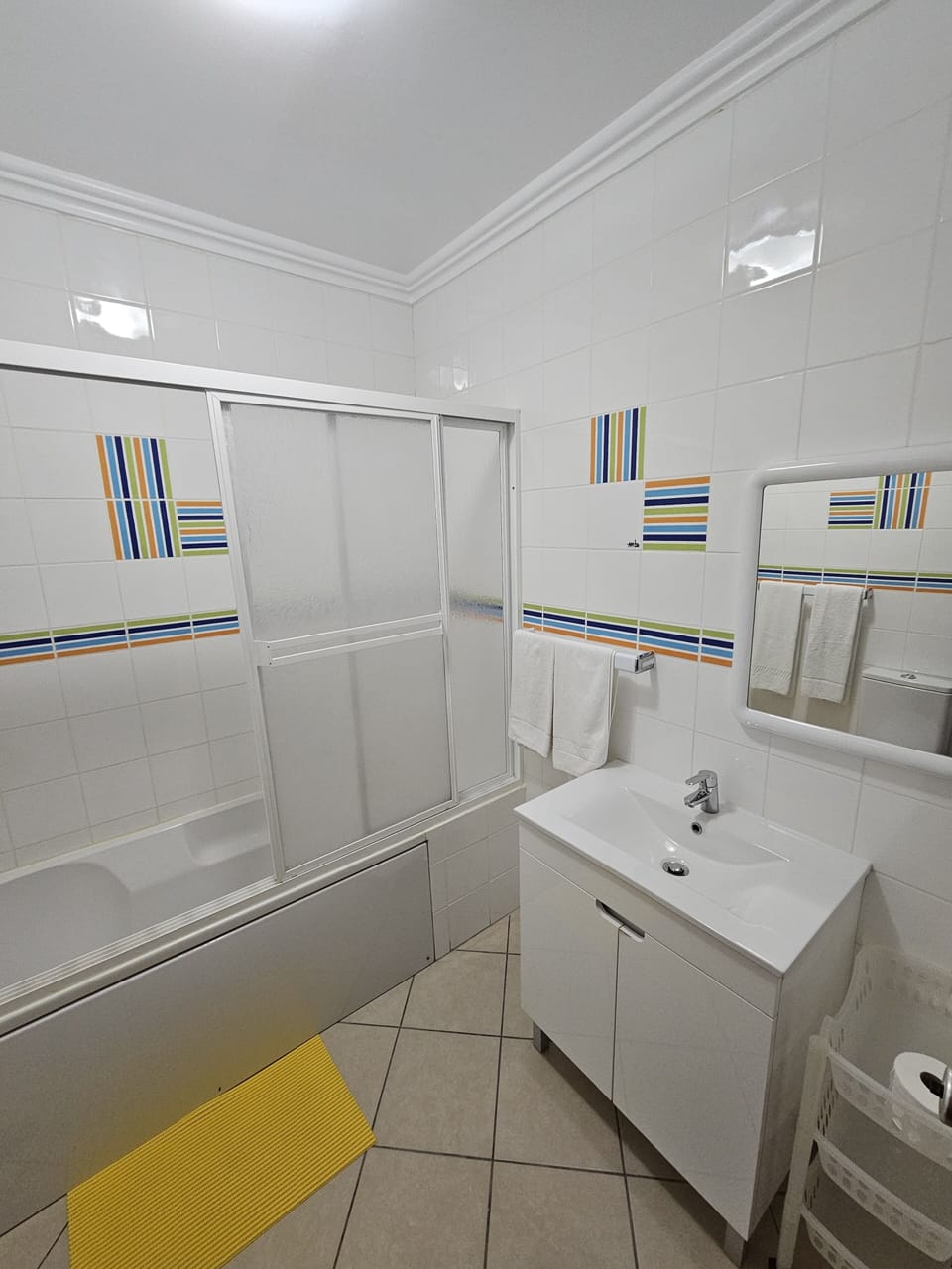 Free toiletries, hair dryer, bidet, towels