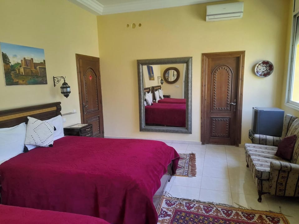 Quadruple Room | Blackout drapes, soundproofing, iron/ironing board, free WiFi