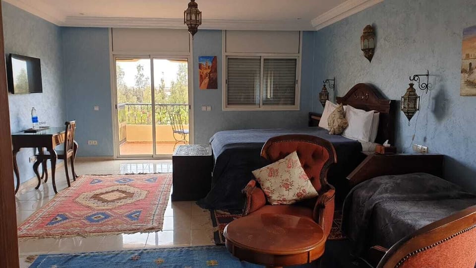 Panoramic Studio Suite | Blackout drapes, soundproofing, iron/ironing board, free WiFi