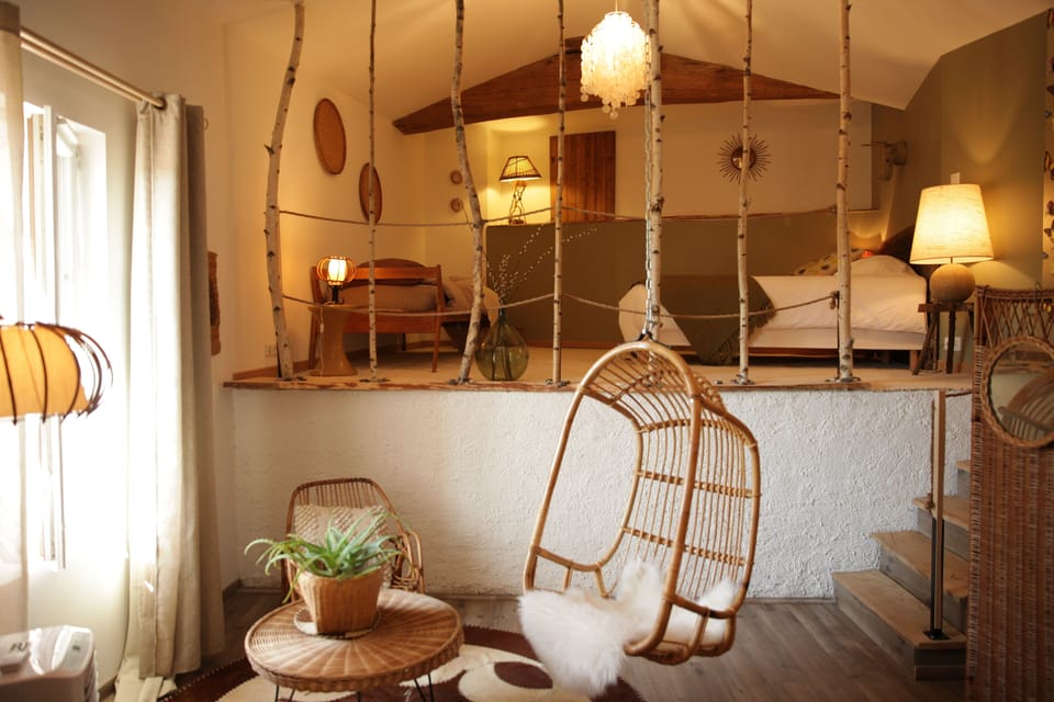 Deluxe Room (Fayettes) | Living area