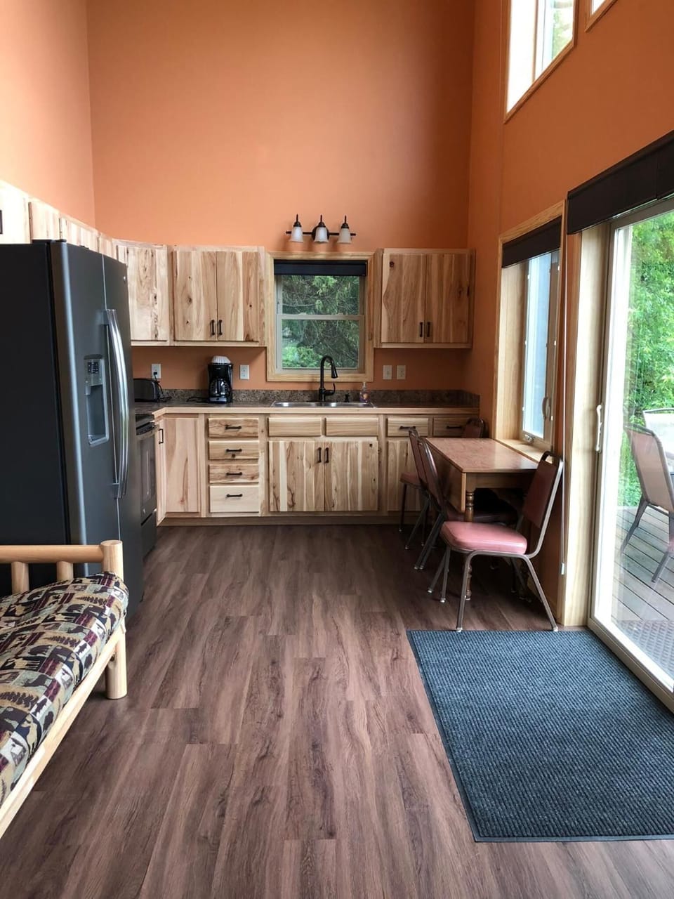 Standard Cabin, 2 Bedrooms, Non Smoking, Private Bathroom (Grand Cabin, Multiple Beds) | Private kitchen | Microwave, coffee/tea maker