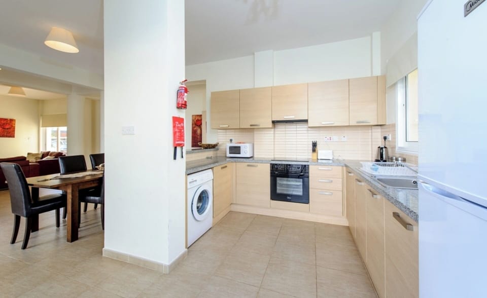 Villa (3 Bedrooms) | Property amenity