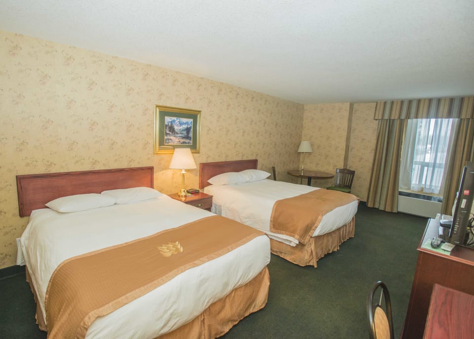 Traditional Double Room, 2 Queen Beds | Premium bedding, in-room safe, desk, blackout drapes