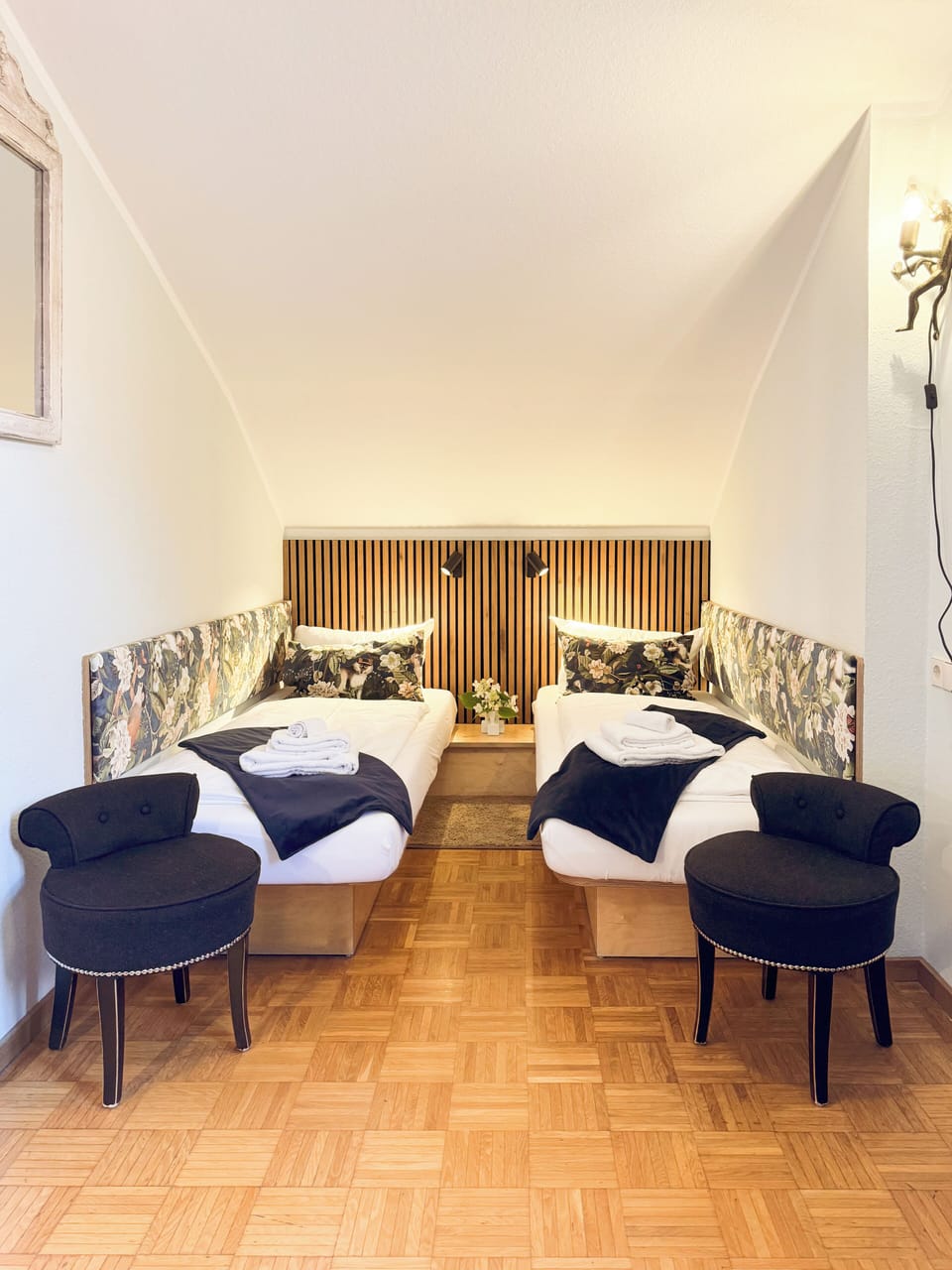 Triple Room | In-room safe, soundproofing, iron/ironing board, free WiFi