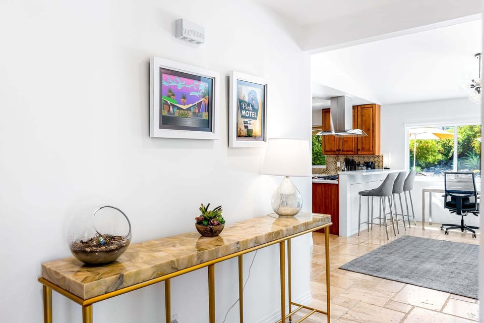 Entry to this modern beauty