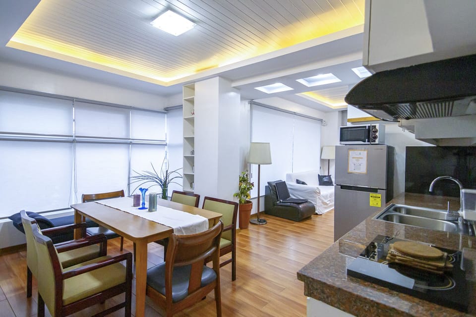 Room | Living area | Flat-screen TV