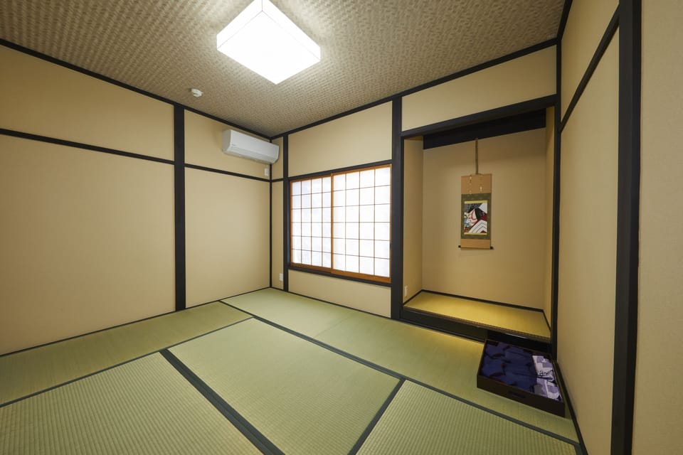 2 bedrooms, desk, free WiFi, bed sheets
