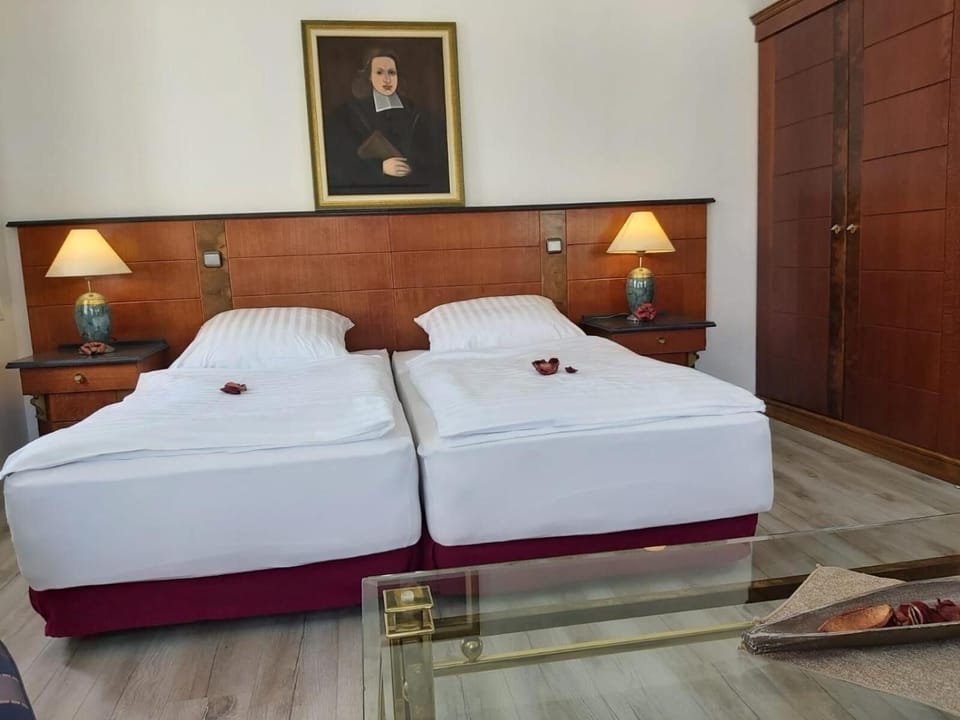 Premium bedding, individually decorated, soundproofing, free WiFi