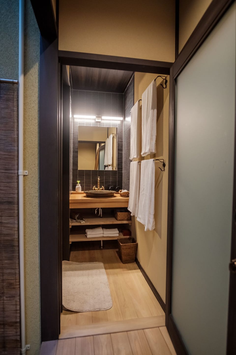 Private Vacation Home | Bathroom | Combined shower/tub, free toiletries, hair dryer, slippers