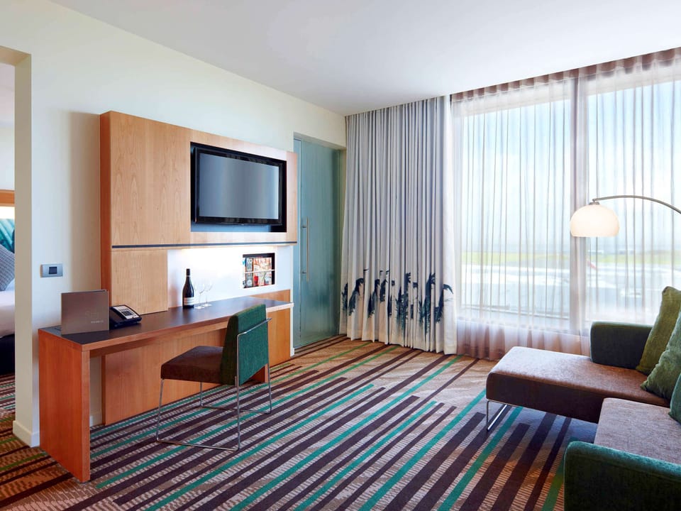 In-room safe, desk, blackout drapes, soundproofing