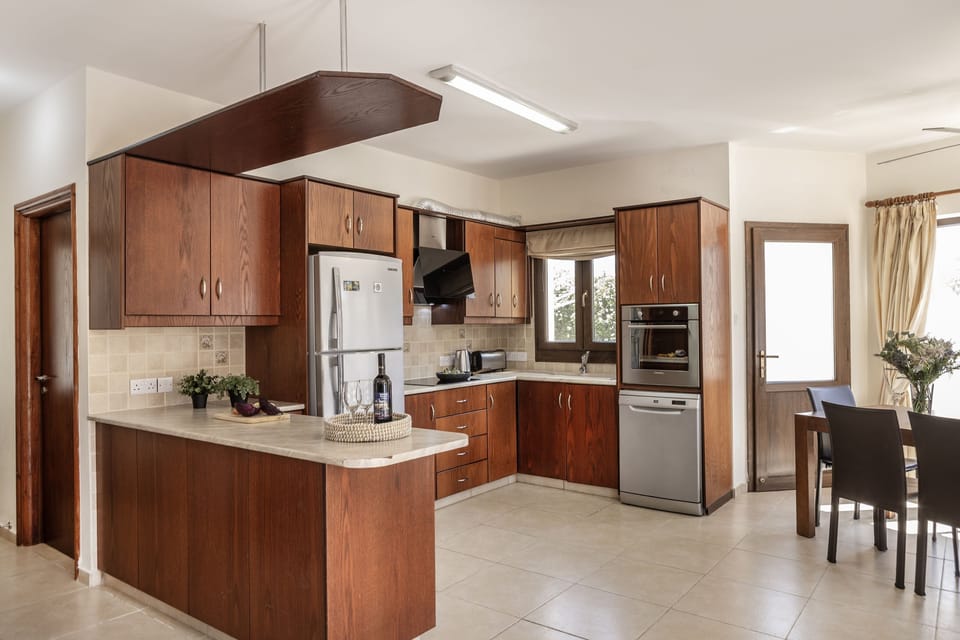 Well equipped classic kitchen