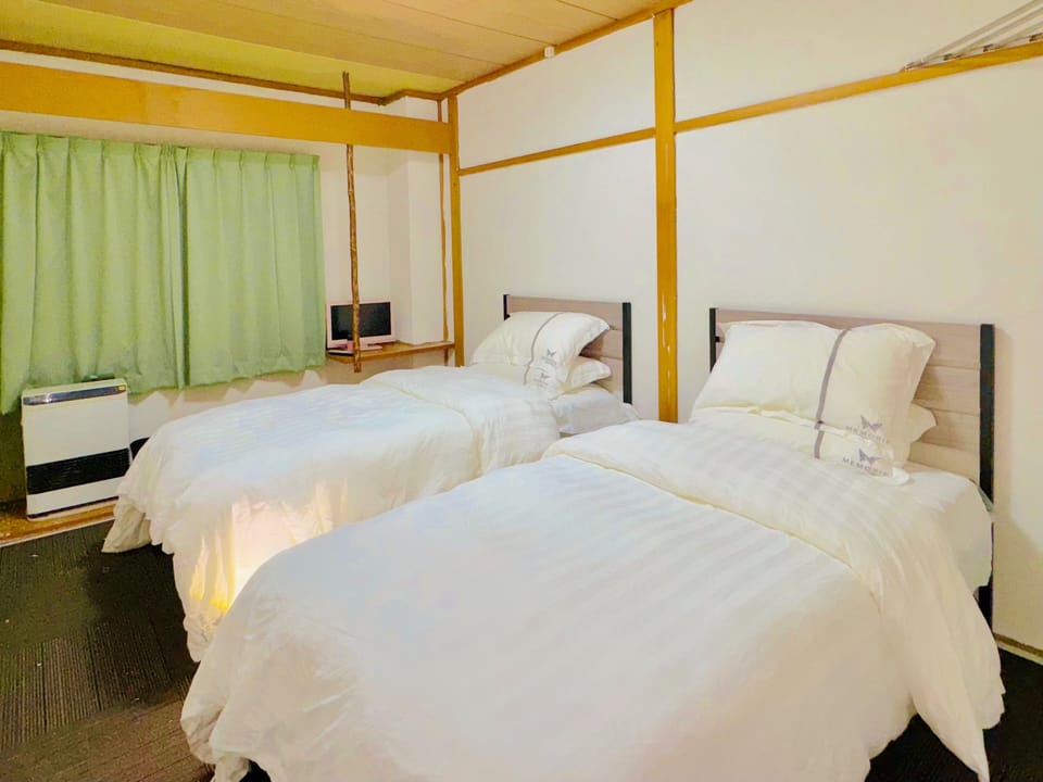 Standard Twin Room | Blackout drapes, free WiFi