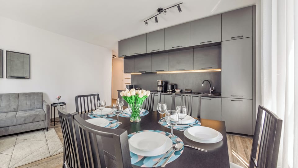 Apartment (25B/9) | In-room dining