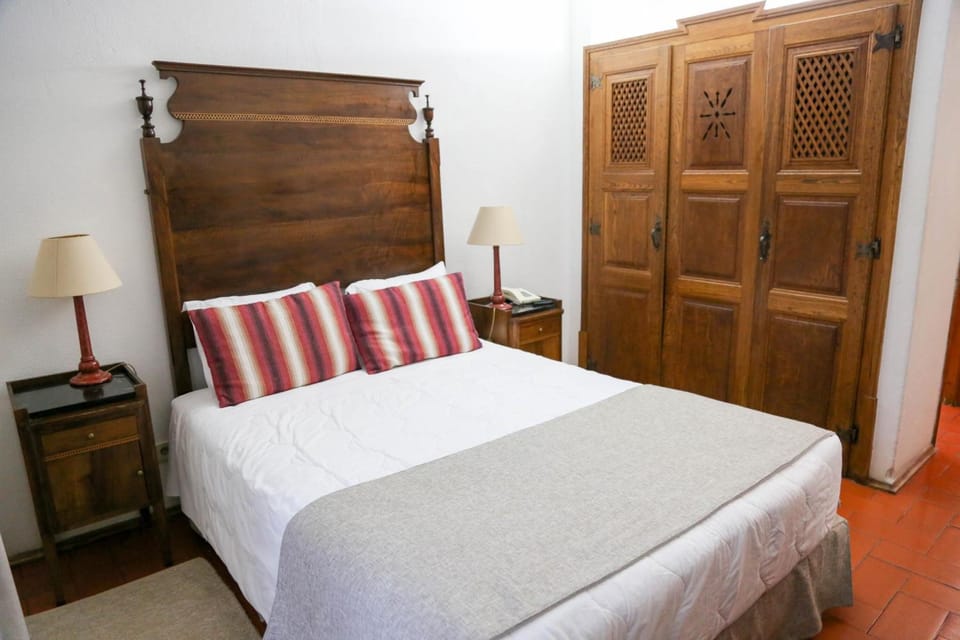 Minibar, in-room safe, desk, soundproofing