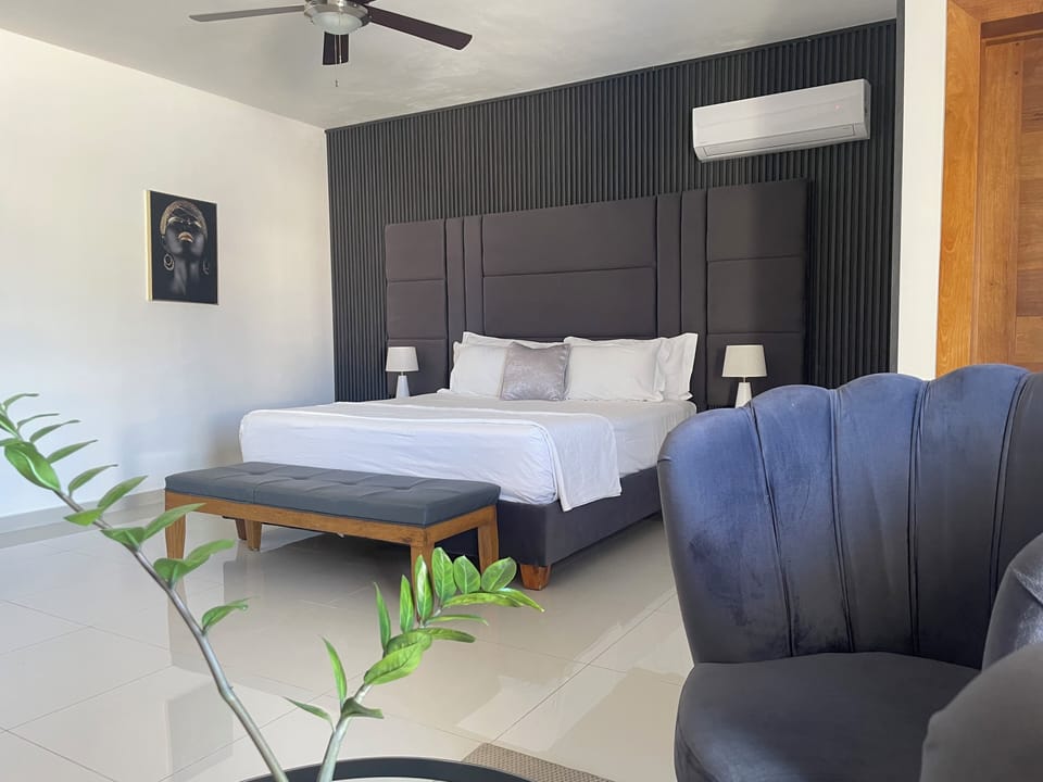 Frette Italian sheets, premium bedding, down comforters, pillowtop beds