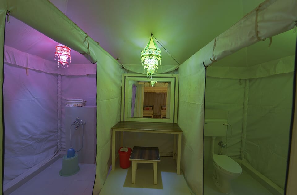 Superior Tent | Bathroom | Shower, rainfall showerhead, free toiletries, towels