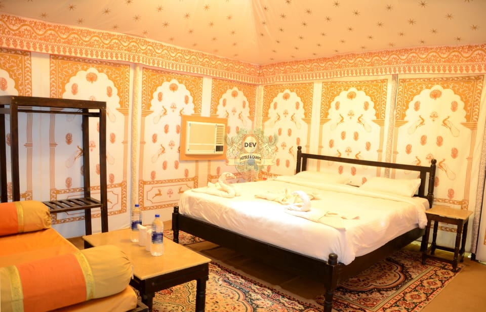 Luxury Tent | Premium bedding, individually furnished, laptop workspace, bed sheets