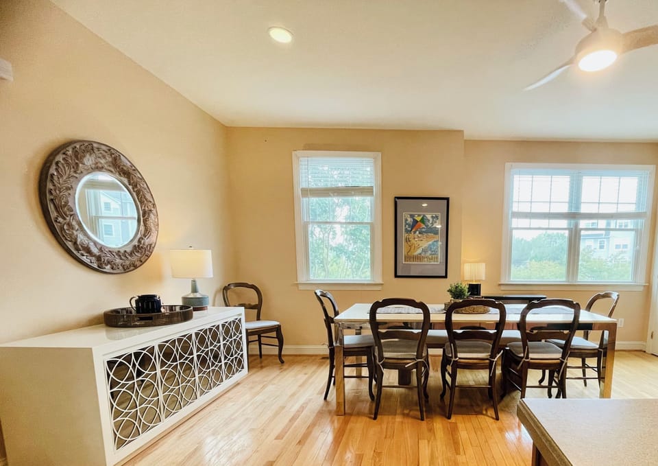 2nd Fl Dining Area