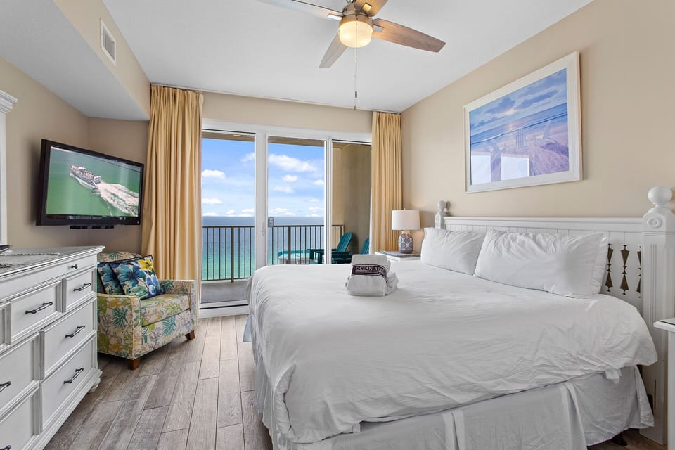 23-Ariel-Dunes-I-2208-Primary-Bedroom