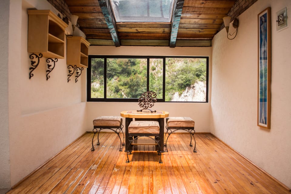 Hot tub, steam room, hot springs, body treatments, aromatherapy