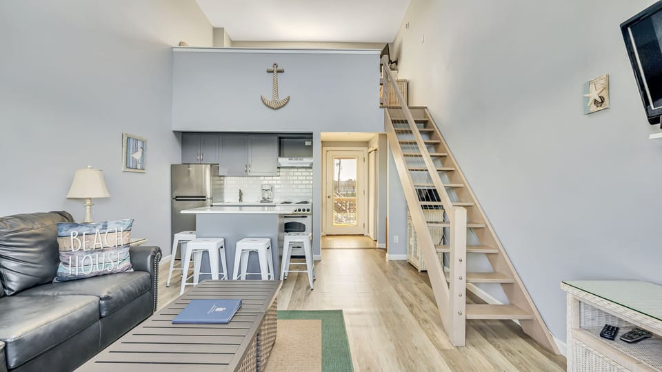 Superior Studio, Bay View | Living area