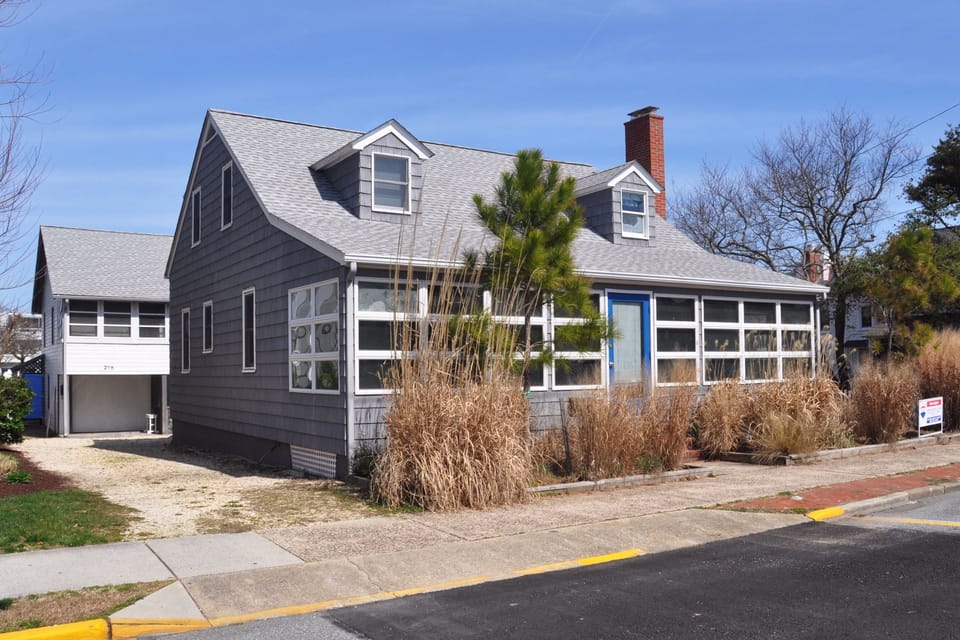 Welcome to 21 Delaware- Ocean Block Home with Parking