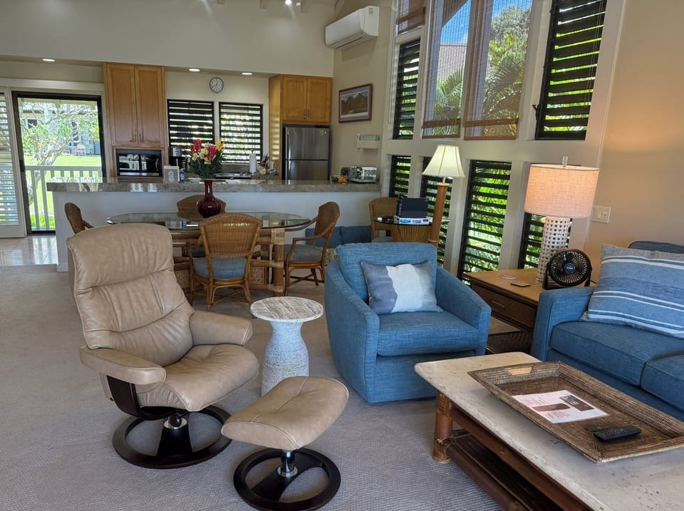 Living room to kitchen