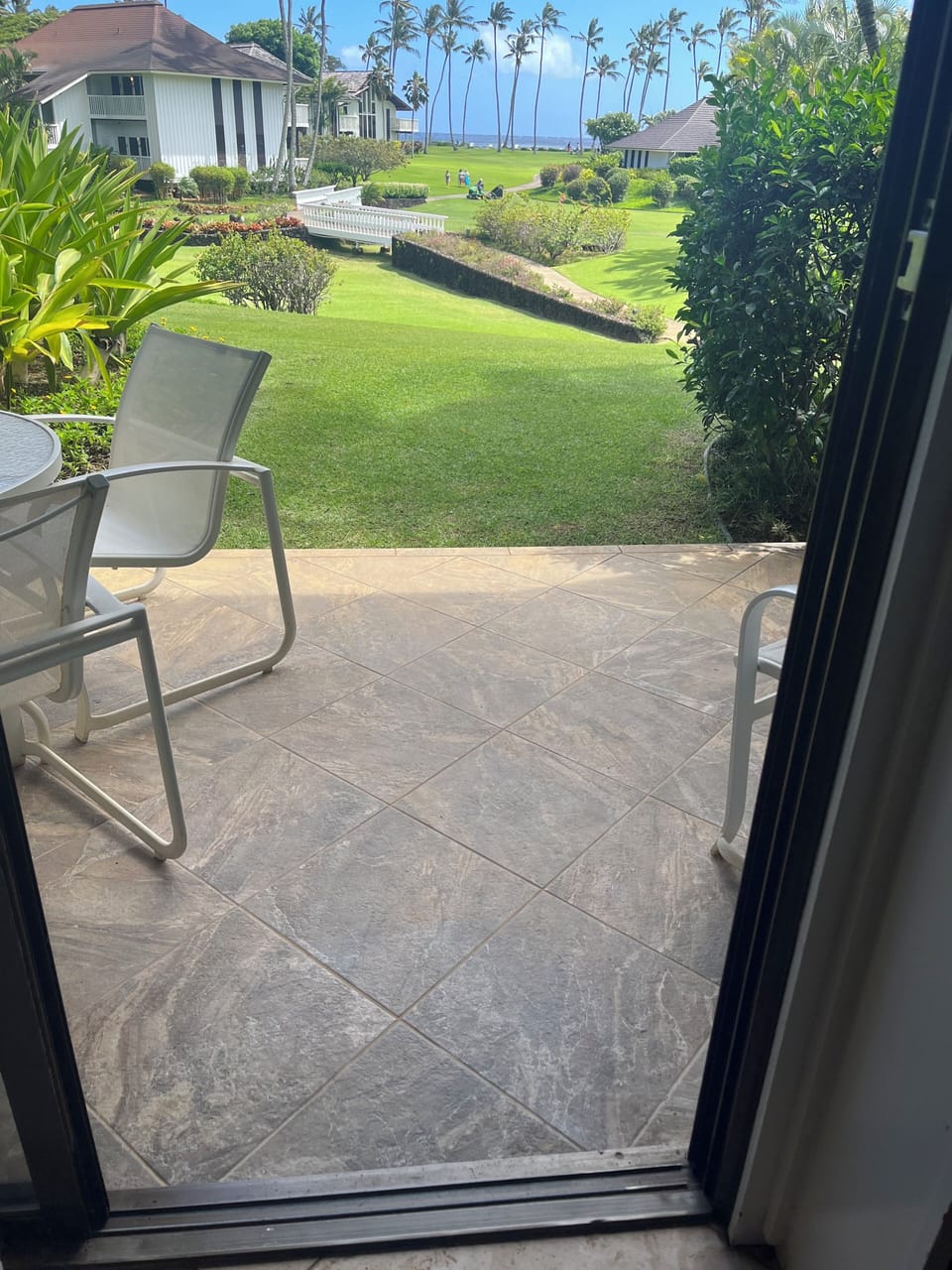 Lower lanai (new tile)