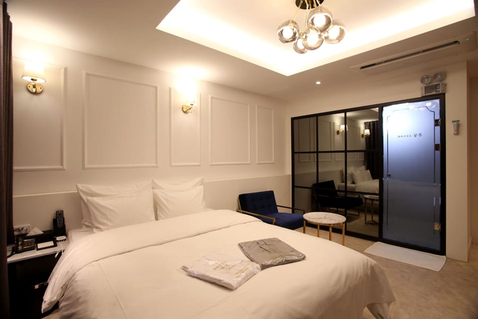 A Standard Room | Desk, laptop workspace, free WiFi