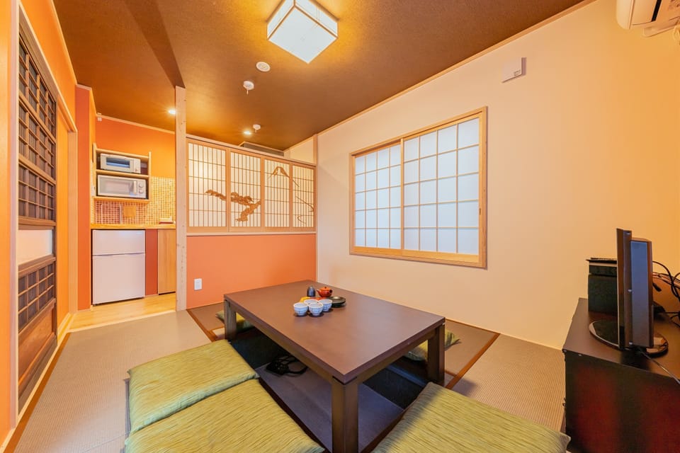 Private Vacation Home | 2 bedrooms, WiFi (free), bed sheets