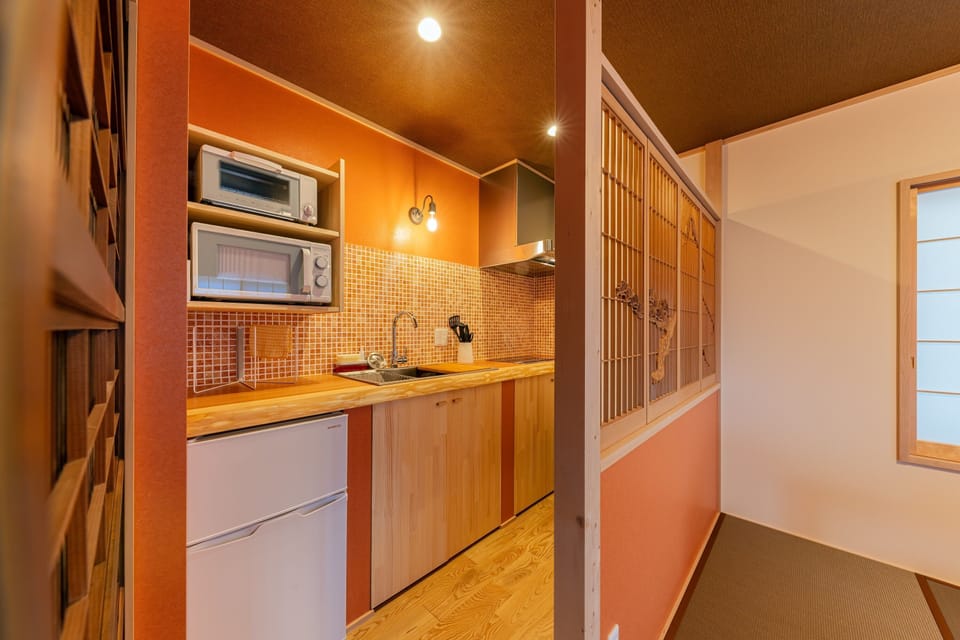 Private Vacation Home | Private kitchenette | Fridge, microwave, stovetop, rice cooker