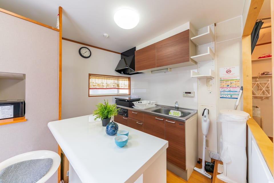 Private Vacation Home | Private kitchenette | Fridge, microwave, stovetop, rice cooker