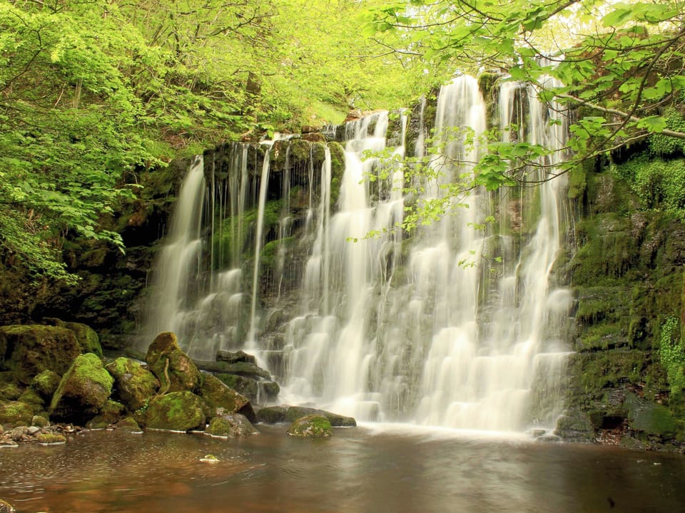 Hebden Gyhll waterfall | Flatts Barn, Hebden, near Grassington