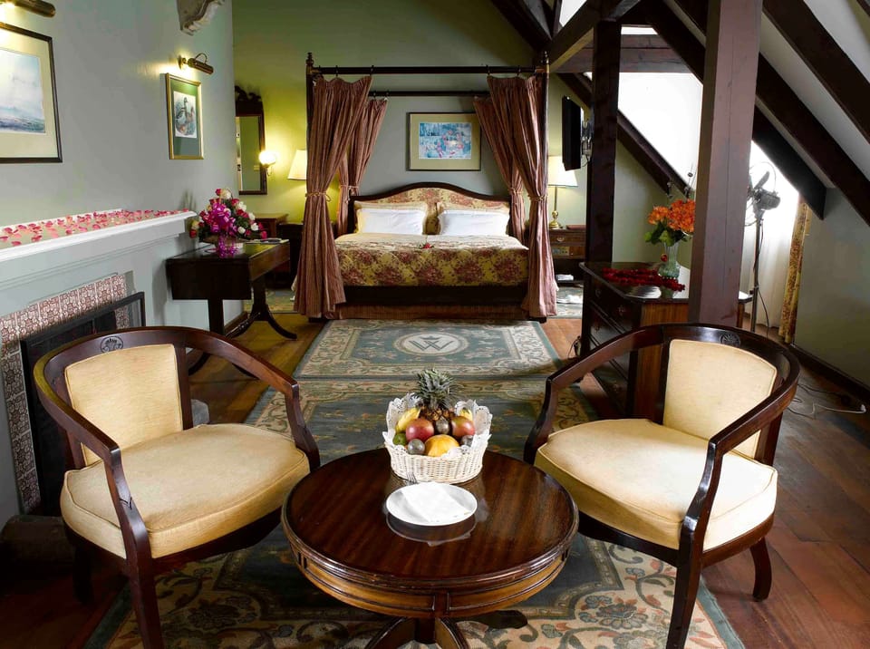 Studio Suite King | Egyptian cotton sheets, premium bedding, in-room safe