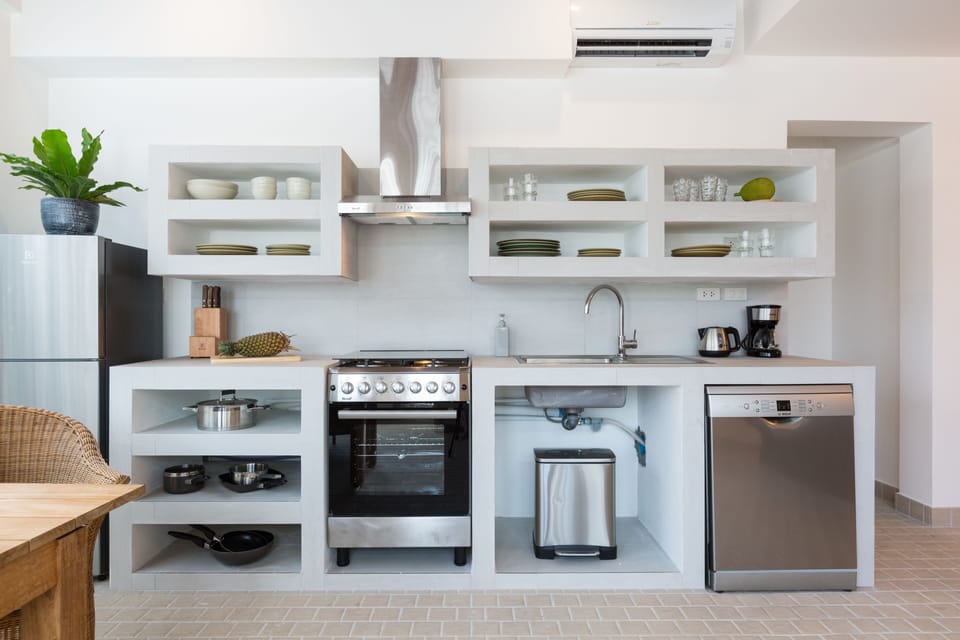 Comfort Studio | Private kitchen | Full-size fridge, microwave, stovetop, dishwasher