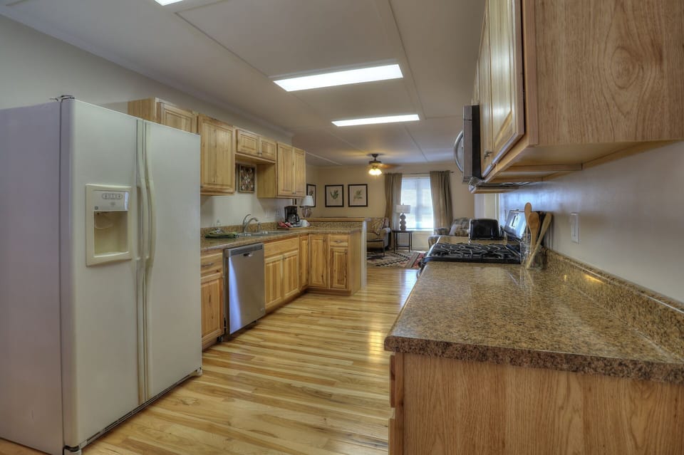 Fully applianced brand new kitchen