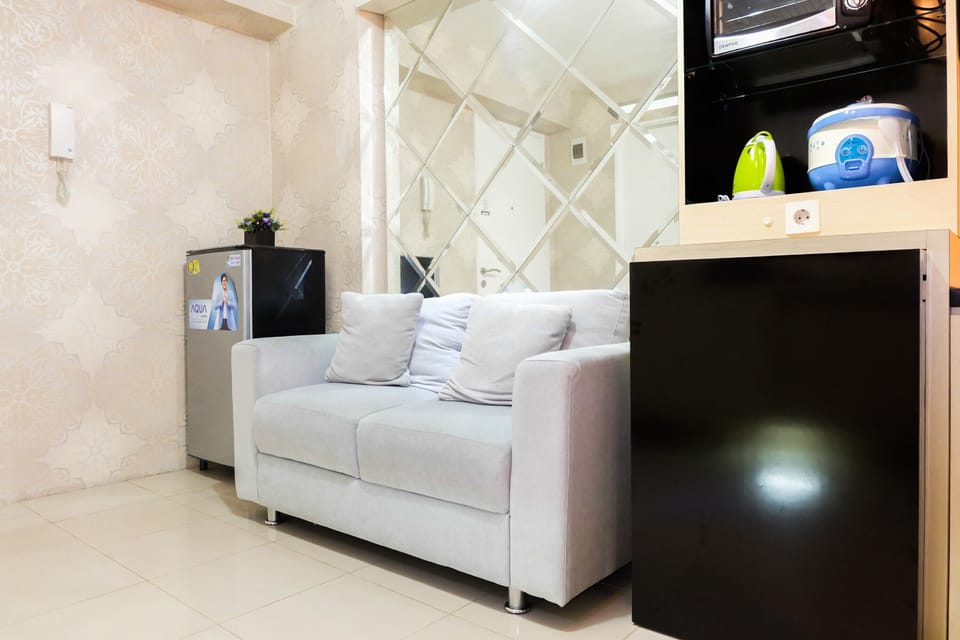Room | Living area | TV