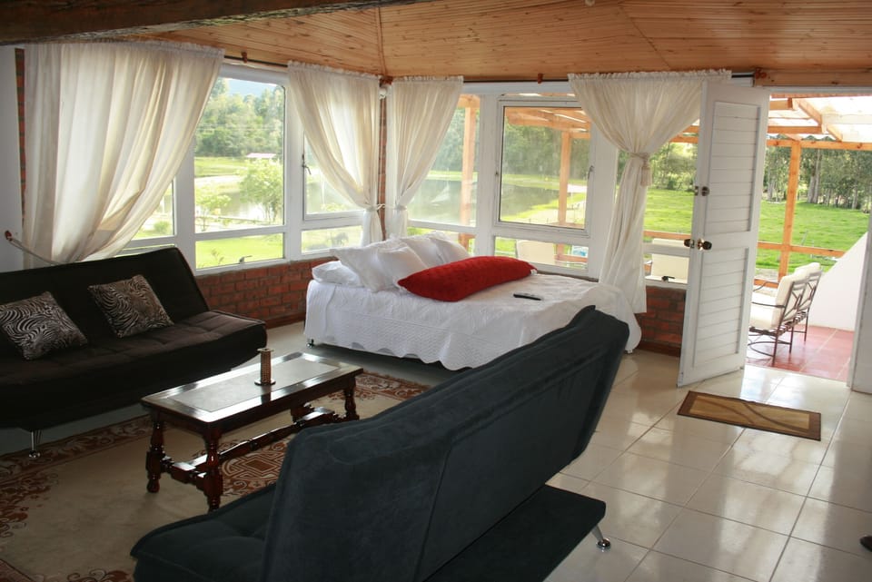 Apartment, Lake View | Individually furnished, bed sheets, wheelchair access