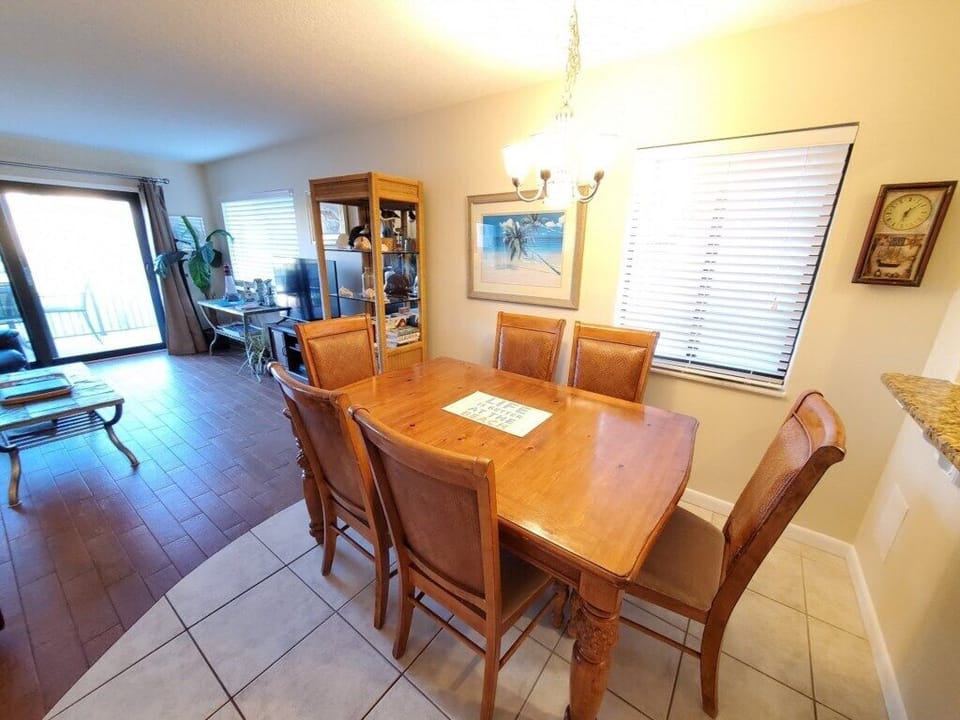 Condo, Multiple Beds, Balcony, Ocean View | Dining