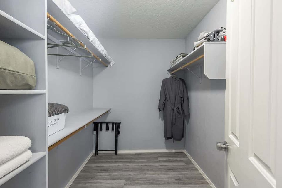 Closet with Air mattress, sheets, and extra towels