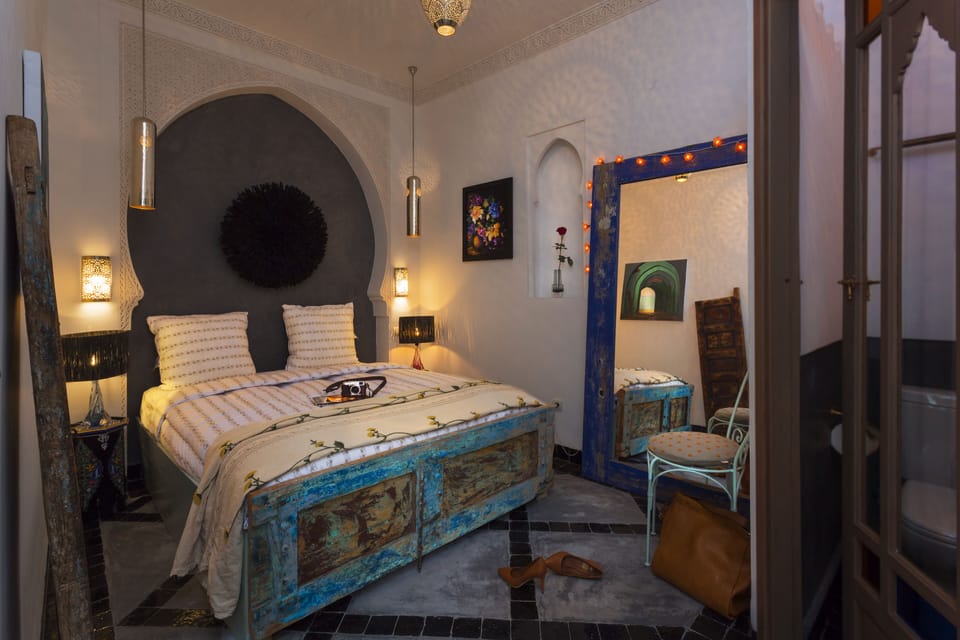 Double Room (The Black Room) | Premium bedding, pillowtop beds, individually decorated